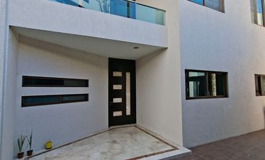 RESIDENCIA DE LUJO EN VENTA EN CAMINO REAL A MOMOXPAN | ALBERCA CLIMATIZADA | 6 AUTOS