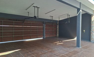 RESIDENCIA DE LUJO EN VENTA EN CAMINO REAL A MOMOXPAN | ALBERCA CLIMATIZADA | 6 AUTOS