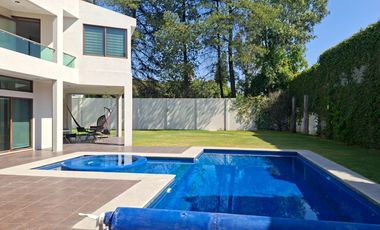 RESIDENCIA DE LUJO EN VENTA EN CAMINO REAL A MOMOXPAN | ALBERCA CLIMATIZADA | 6 AUTOS