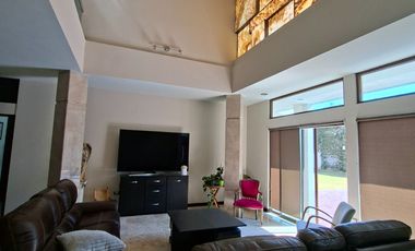 RESIDENCIA DE LUJO EN VENTA EN CAMINO REAL A MOMOXPAN | ALBERCA CLIMATIZADA | 6 AUTOS