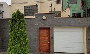 VENTA DE CASA SUPER BIEN UBICADA