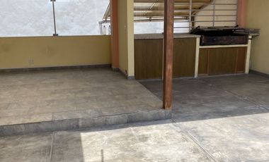 VENTA DE CASA SUPER BIEN UBICADA