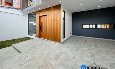 En venta casa cuatro habitaciones al sur de la ciudad de Loja sectorJuan José Castillo