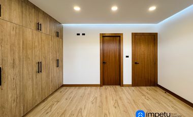 En venta casa cuatro habitaciones al sur de la ciudad de Loja sectorJuan José Castillo