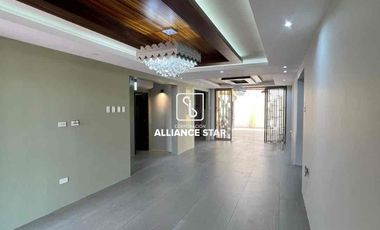 ALQUILER CASA EN AV. BOLÍVAR MADERO VARGAS