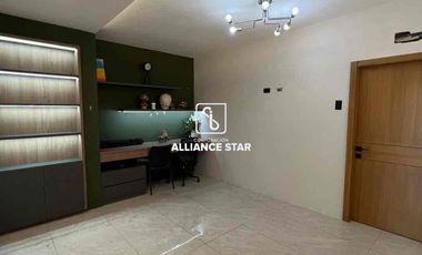 ALQUILER CASA EN AV. BOLÍVAR MADERO VARGAS