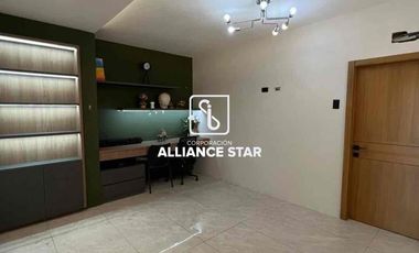 ALQUILER CASA AV. BOLÍVAR MADERO VARGAS