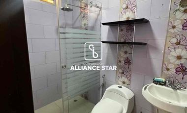 ALQUILER CASA AV. BOLÍVAR MADERO VARGAS