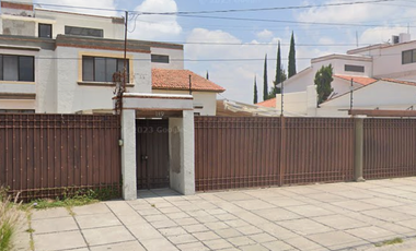 SE VENDA CASA EN JURIQUILLA, QUERETARO