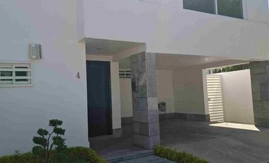 Bonita casa en renta en Lomas 2.  Excelentes condiciones