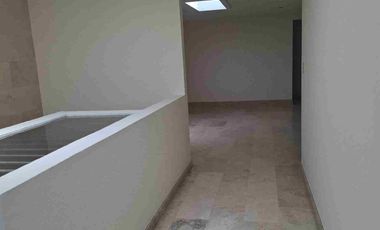 Bonita casa en renta en Lomas 2.  Excelentes condiciones