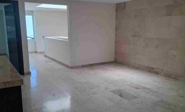 Bonita casa en renta en Lomas 2.  Excelentes condiciones