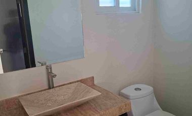 Bonita casa en renta en Lomas 2.  Excelentes condiciones