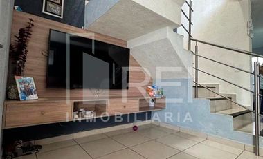 CASA EN RENTA EN AMARANTO RESIDENCIAL ZAPOPAN