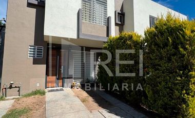CASA EN RENTA EN AMARANTO RESIDENCIAL ZAPOPAN