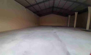 Bodega industrial en complejo INMACONSA