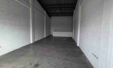 Local comercial avenida Juan tanca Marengo con parqueos y guardiania