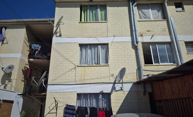 Se vende departamento de 2 dormitorios, La calera