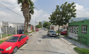Vive la experiencia de comprar inteligente!! Venta de casa en recuperación bancaria en Barrio de la Industria, 64102 Monterrey, N.L.