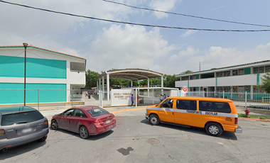 Vive la experiencia de comprar inteligente!! Venta de casa en recuperación bancaria en Barrio de la Industria, 64102 Monterrey, N.L.