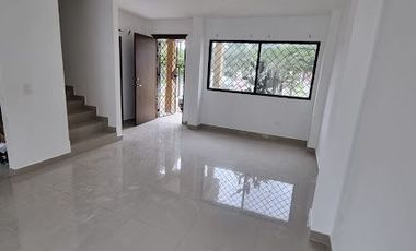 Casa en Alquiler en Vía a la Costa, 3 Habitaciones, 3 Baños, Patio, Parqueo,  Seguridad.