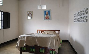 Vendo Casa Tradicional Tolimense con Solar Productivo