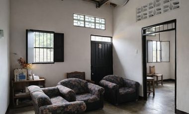 Vendo Casa Tradicional Tolimense con Solar Productivo