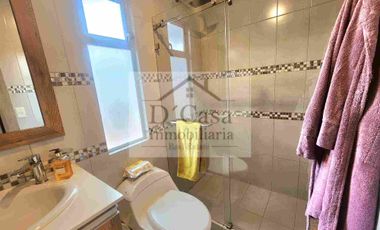 Casa de Venta en Super Stock 3 dormitorios 2 garajes