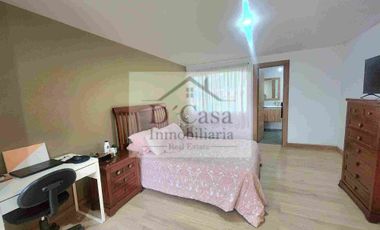 Casa de Venta en Super Stock 3 dormitorios 2 garajes