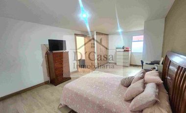 Casa de Venta en Super Stock 3 dormitorios 2 garajes