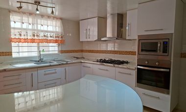 CASA EN VENTA EN SAN JOSÉ MAYORAZGO 235 m² TERRENO | 323.68 m² CONSTRUCCIÓN | COCHERA 3 AUTOS