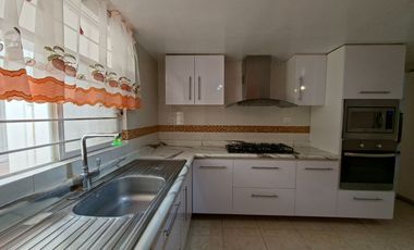 CASA EN VENTA EN SAN JOSÉ MAYORAZGO 235 m² TERRENO | 323.68 m² CONSTRUCCIÓN | COCHERA 3 AUTOS