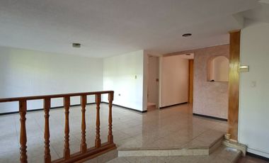 CASA EN VENTA EN SAN JOSÉ MAYORAZGO 235 m² TERRENO | 323.68 m² CONSTRUCCIÓN | COCHERA 3 AUTOS