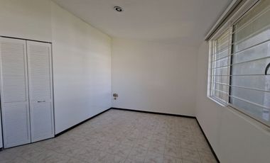 CASA EN VENTA EN SAN JOSÉ MAYORAZGO 235 m² TERRENO | 323.68 m² CONSTRUCCIÓN | COCHERA 3 AUTOS
