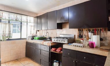 Casa En Venta, Col . Santa Cruz Xochitepec, Xochimilco, Ciudad De México