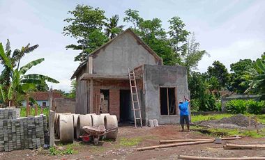 Rumah baru view sawah dekat ke UGM