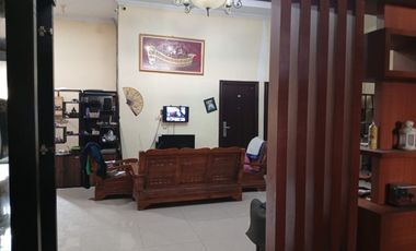 Rumah luas kokoh antik Jepara siap huni di Jatimekar jatiasih Bekasi