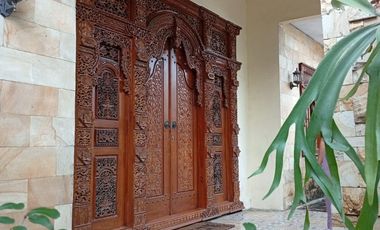 Rumah luas kokoh antik Jepara siap huni di Jatimekar jatiasih Bekasi