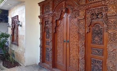 Rumah luas kokoh antik Jepara siap huni di Jatimekar jatiasih Bekasi