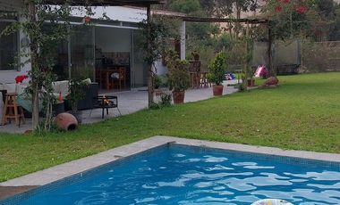 VENTA | CASA DE CAMPO EN CONDOMINIO | TERRAZA, JARDÍN Y PÍSCINA | 5 DORMITORIOS | 3.5 BAÑOS | 4 COCHERAS