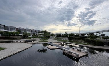 terreno Esquinero de 452 m2 en Isla Mocoli