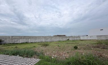 terreno Esquinero de 452 m2 en Isla Mocoli