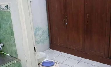 Dijual Rumah (HITUNG TANAH) SHM Lokasi Strategis Beji Depok, Harga Nego