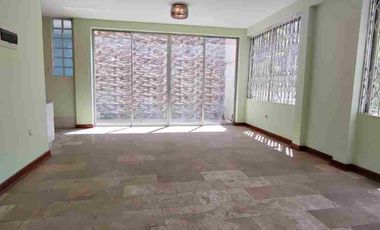 REMATO LINDA CASA EN MCC