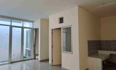 Dijual Murah Rumah Full Renovasi di Cluster Adara Harapan Indah