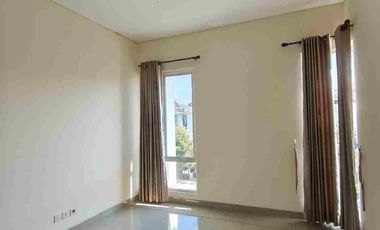 Dijual Murah Rumah Full Renovasi di Cluster Adara Harapan Indah