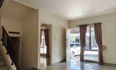 Dijual Murah Rumah Full Renovasi di Cluster Adara Harapan Indah