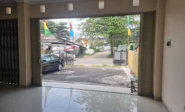 Dijual 2 Ruko Gandeng Siap Pakai di Jalan Hankam Raya, Jatirahayu - Bekasi !