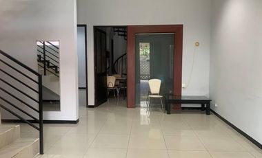 Disewakan Rumah Puri Asri  Pakuwon City Surabaya