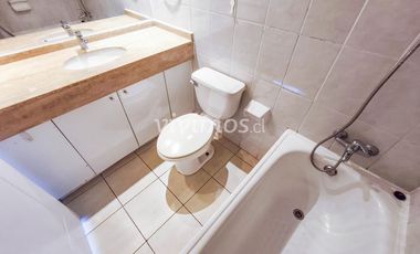 Barrio Toesca. 3 Dormitorios. Amplio